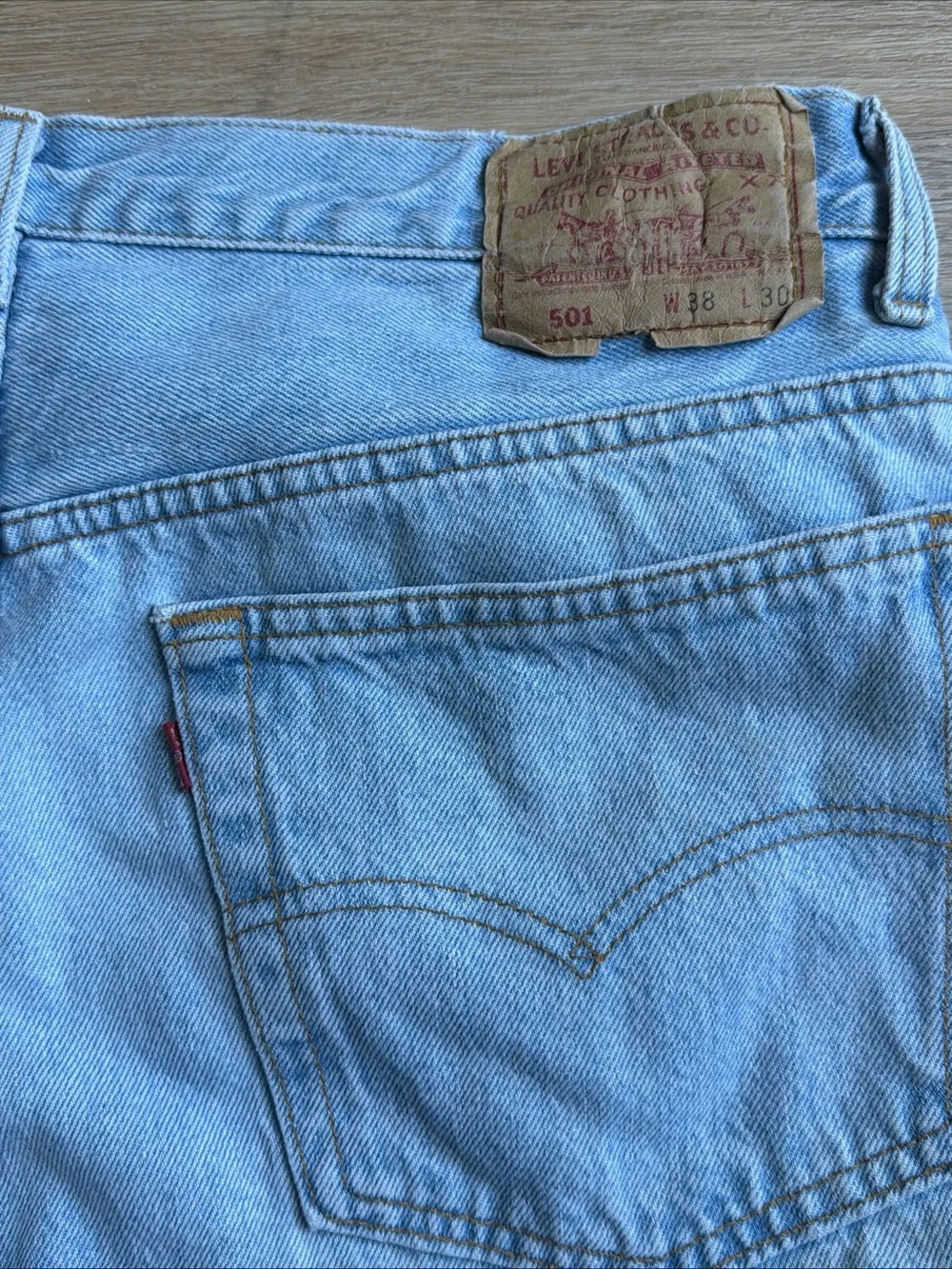 Vintage Levi’s 501 Jeans 36x30 Made in USA Late 80s Light Wash Denim Distressed